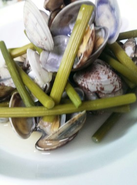 あさりの酒蒸し◆にんにくの芽入り