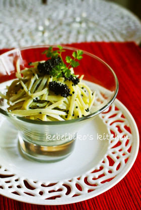 じゃがいものクリーム・キャビアマリネ