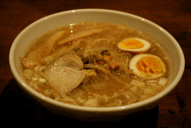 Ｗ裏ワザで超簡単！名店の味の味噌ラーメン