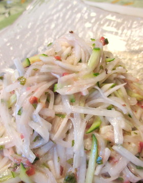 簡単☆大根と長芋の梅しそサラダ