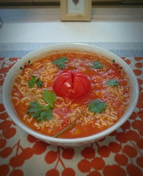 トマトらーめん