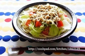 甘辛ダレで☆タコライス風サラダうどん