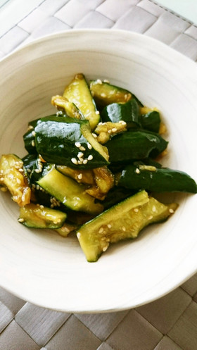 めんつゆで簡単！中華風胡瓜の浅漬け