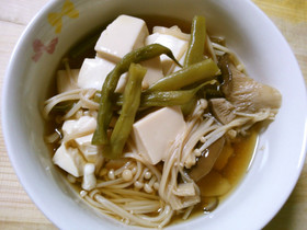 簡単いんげんと えのきエリンギ豆腐の煮物