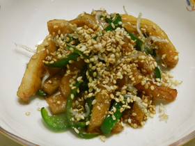 ピーマンとさつま揚げのきんぴら