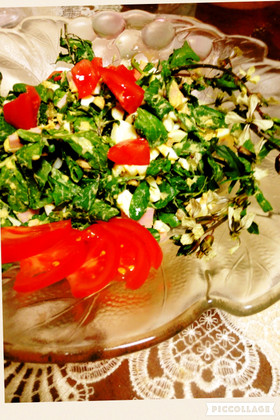 ツナとルッコラの花サラダ
