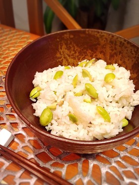 枝豆で♡おいしい豆ごはん