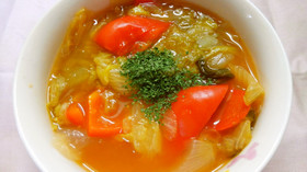 レタスとパプリカのケチャコンソメスープ♪