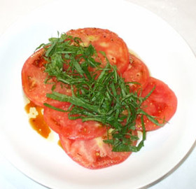 トマトと大葉の簡単和風サラダ♪