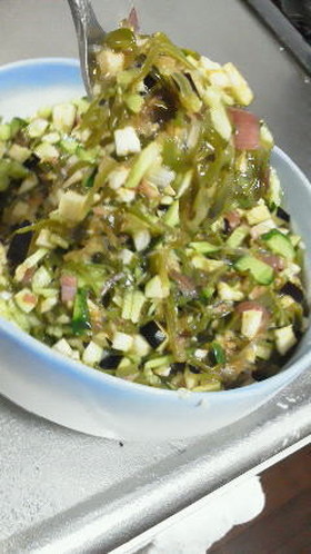 簡単切って混ぜるだけ我が家のだし