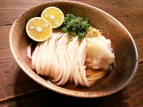 冷やしうどんの王道！すだちぶっかけうどん