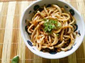 【激辛】肉そぼろ油そば風冷やしうどん