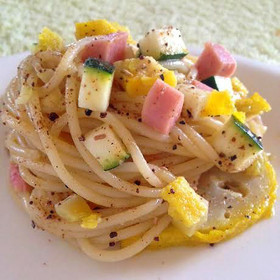 辛子蓮根とスパムの冷たいパスタ
