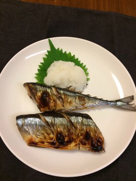 グリルでサンマの塩焼き