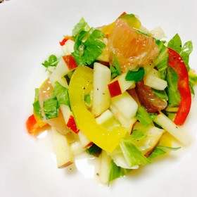 りんごとグレープフルーツのサラダ