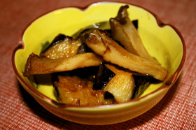 簡単！ピリ辛なすとエリンギの揚げびたし