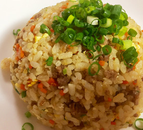 ホットプレートで簡単！ パラパラ炒飯♡