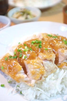 鶏むね肉の甘味噌だれ丼