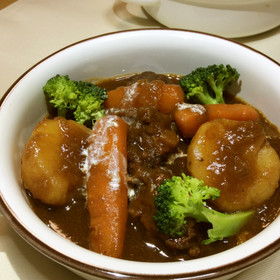 圧力鍋で、ビーフシチュー