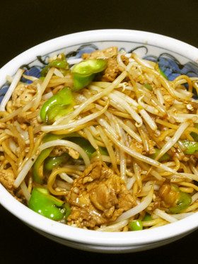 神楽南蛮かピーマン＋青唐のソース焼きそば