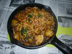 イシスキで具沢山のチキン･カレーうどん