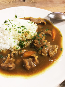 圧力鍋deとろとろ牛すじカレー