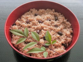 豆から手作り！炊飯器で炊くお赤飯