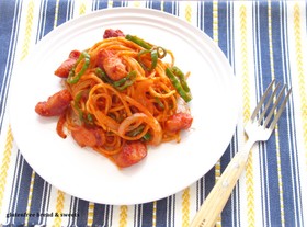 味噌入りでまろやか玄米パスタでナポリタン