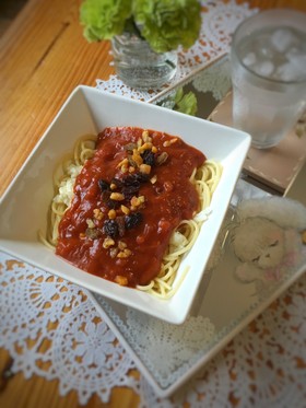 ストック品で簡単☆甘辛ミートソースパスタ