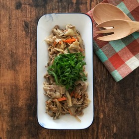 作り置きにも、豚肉と舞茸の大葉味噌マヨ。