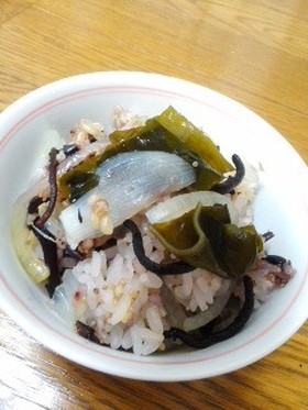 ダイエットに☆玉ねぎひじきの炊き込みご飯