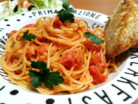 ガーリックの効いたトマトクリームパスタ