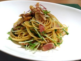 ごぼう と水菜のバター風味のお味噌パスタ