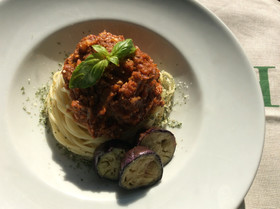 自家製本格濃厚ミートソース〜デミ缶不使用