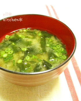 簡単#時短♡即席みそ汁♡《ねぎ・わかめ》