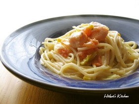 鮭とキャベツのトマトクリーム風パスタ