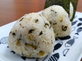 ほっぺ流☆高菜とクリームチーズのおにぎり