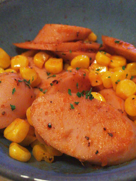 魚肉ソーセージと冷凍コーンで 簡単一品！