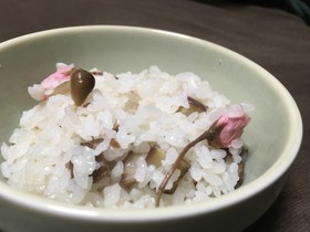 桜の花の簡単おこわ