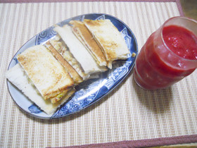 コンビーフとキャベツのホットサンド