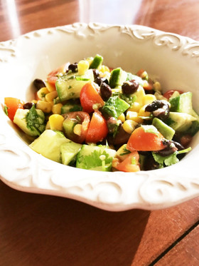 ♡具だくさん♡彩り栄養満点 お豆サラダ
