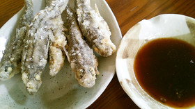 メヒカリ唐揚げを酢醤油で。