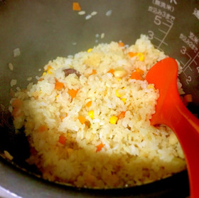 炊飯器で！炊くだけ簡単♪カレーピラフ♪