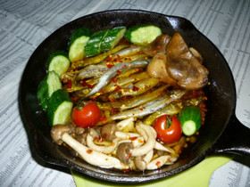 キノコと子持ちししゃものアヒージョ