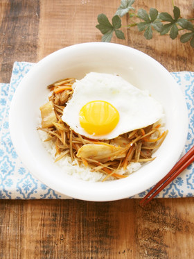 免疫力UP♪根菜たっぷり豚キムチ丼