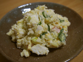 新じゃが新たま春キャベのポテトサラダ