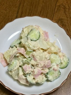 梅肉入りポテトサラダ