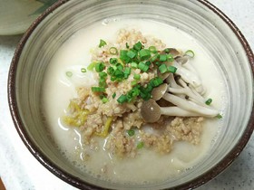 白菜入りたっぷり肉味噌の豆乳うどん