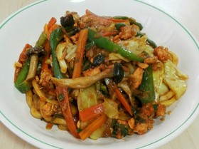 鮭のちゃん²焼きうどん　ネギ味噌仕立て