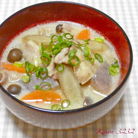 【酒粕豚汁】酒粕汁＋豚汁=温かで美味しい